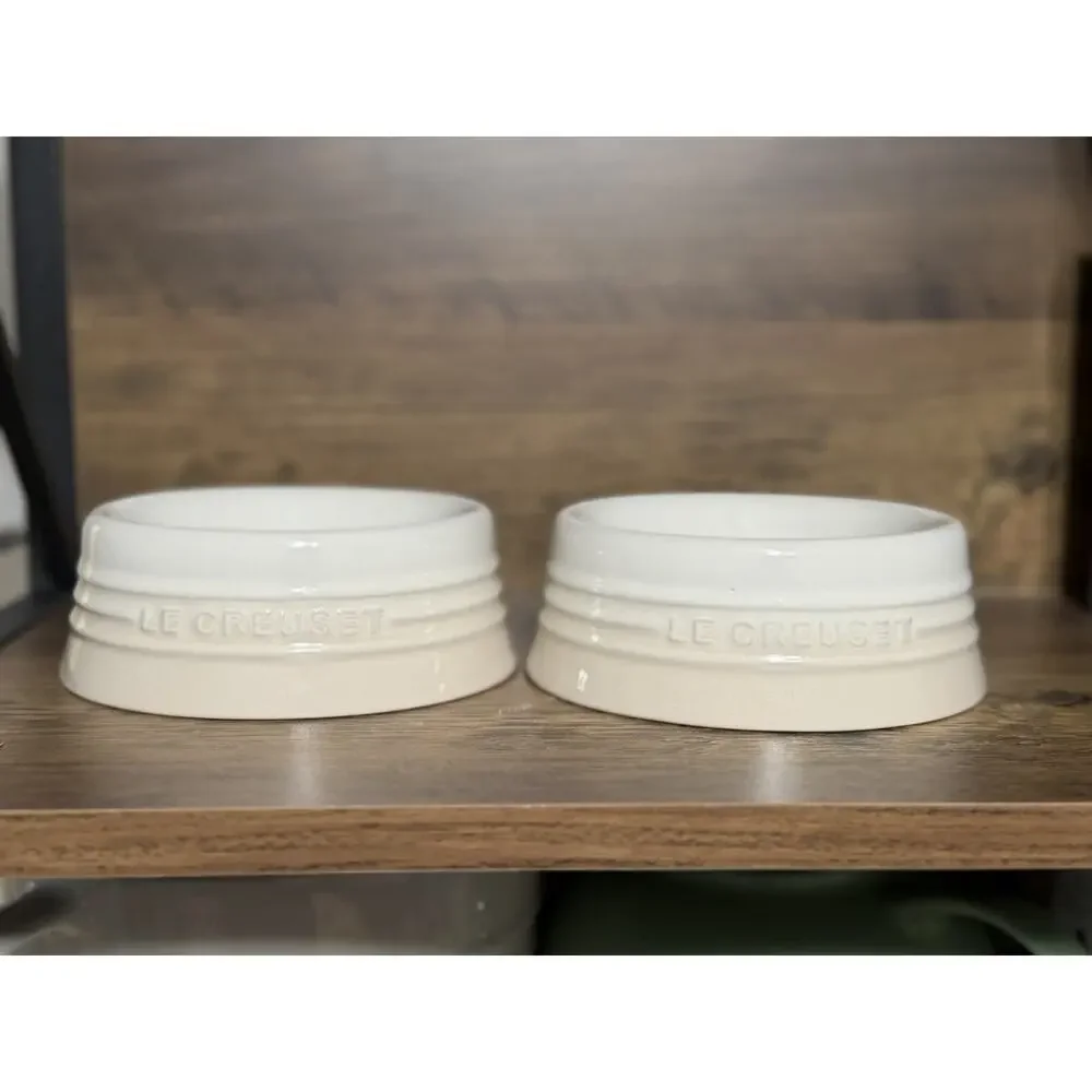 Le Creuset Meringue Stoneware Pet Bowl- 1 Dish